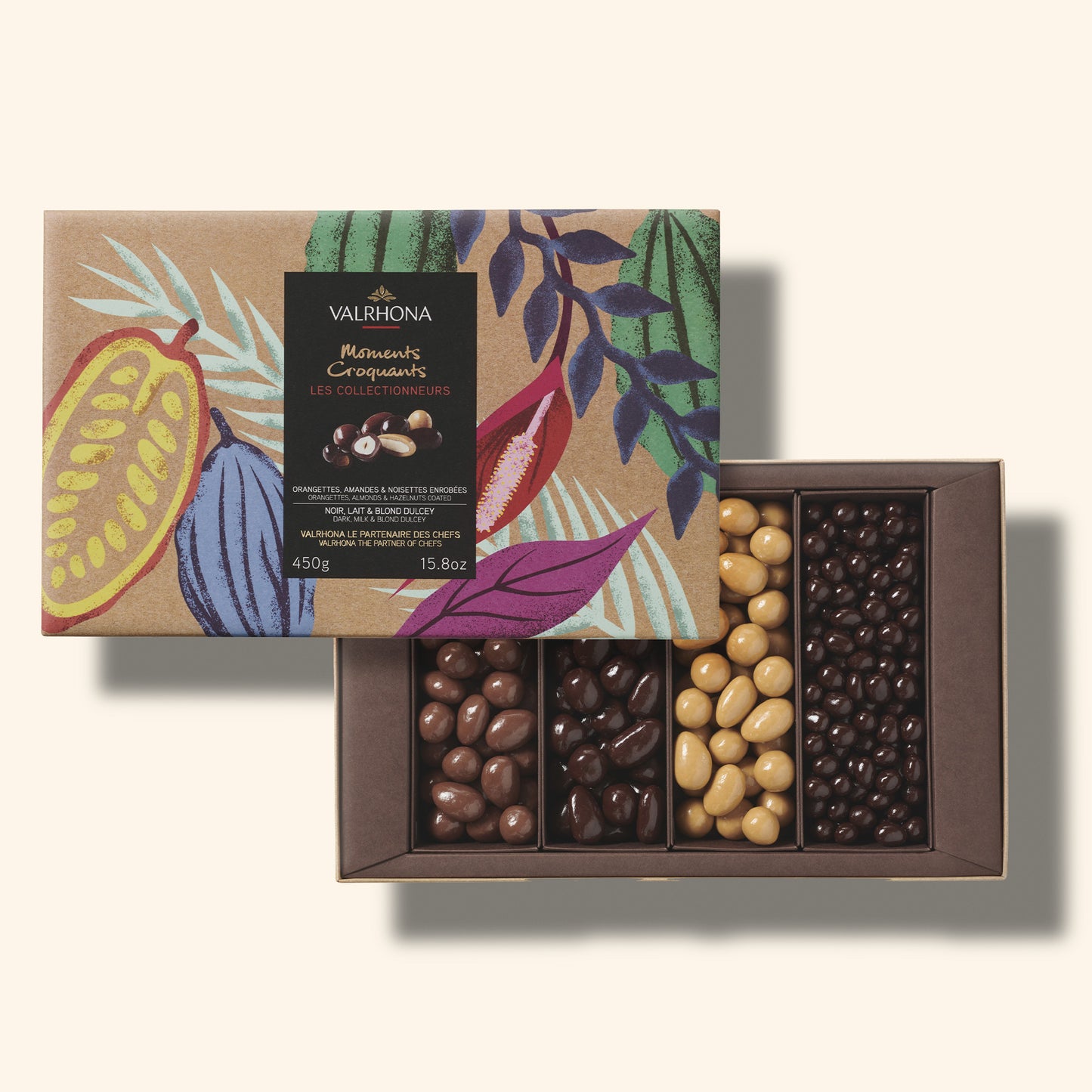 coffret amandes et noisettes moments craquants Valrhona ouvert